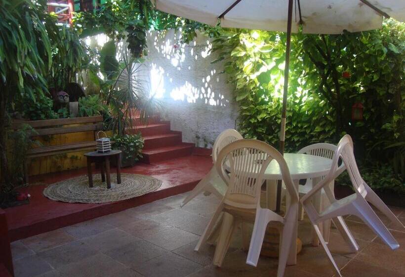 Quarto Triplo Standart, Pousada Caravelas