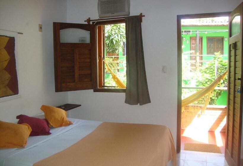 Quarto Quádruplo Standard, Pousada Caravelas