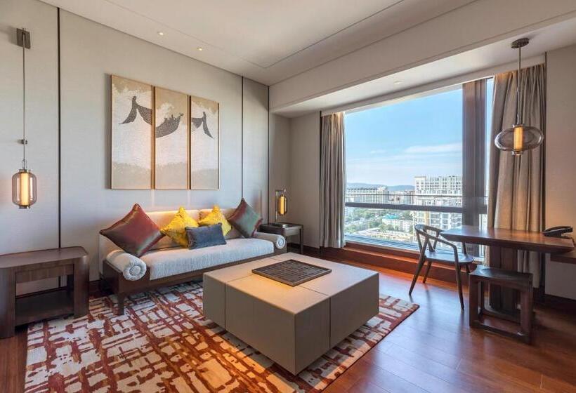 سوئیت با تخت بزرگ, Hualuxe Beijing Xinan