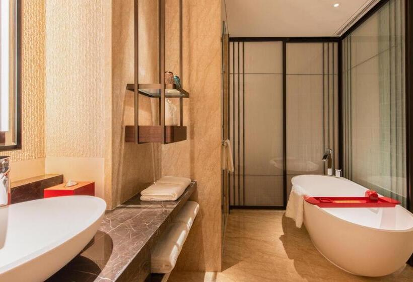 سوئیت با تخت بزرگ, Hualuxe Beijing Xinan