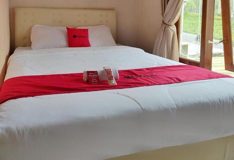 Номер Стандарт, Reddoorz Near Agrowisata Kebun Teh Dieng