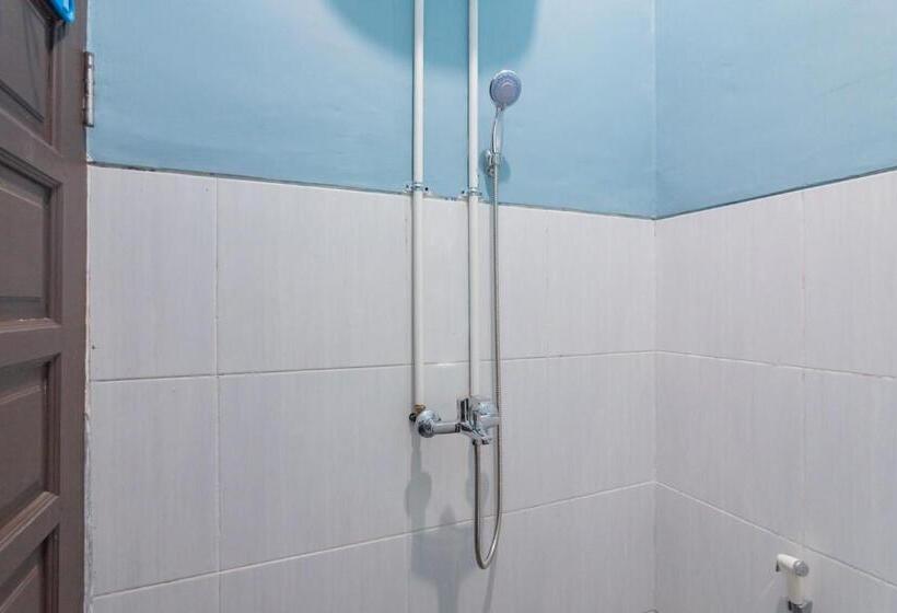 Номер Стандарт, Reddoorz Syariah Near Jalan Jakarta Samarinda