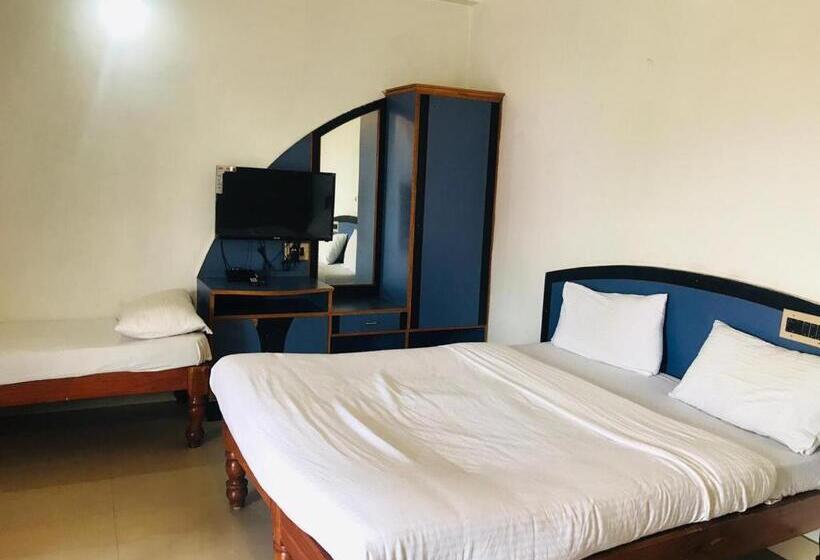 经济型三人房间, Ice Berg Deluxe Lodge