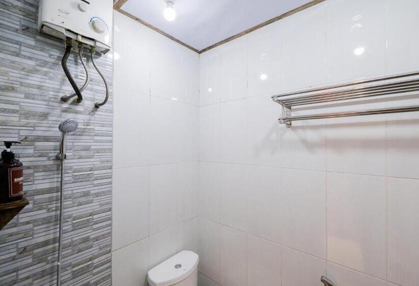 Номер Стандарт, Reddoorz At Omahku Guest House Batu