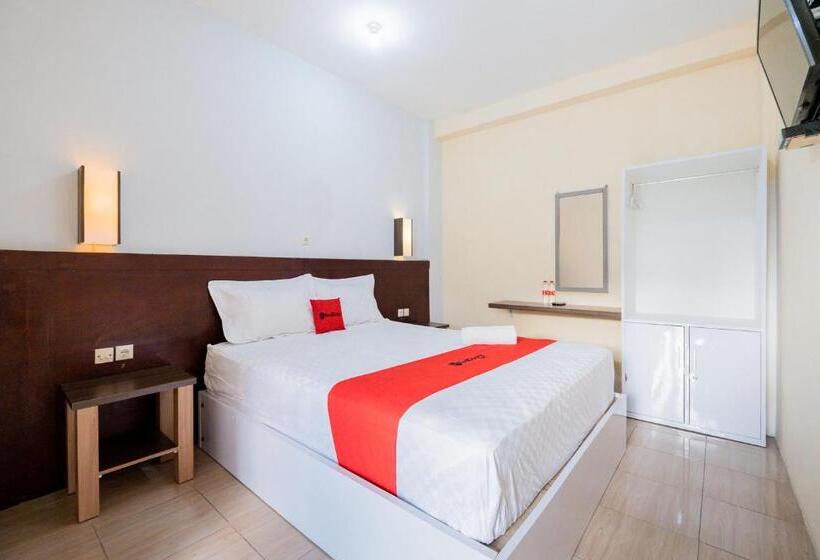 Номер Стандарт, Reddoorz At Omahku Guest House Batu
