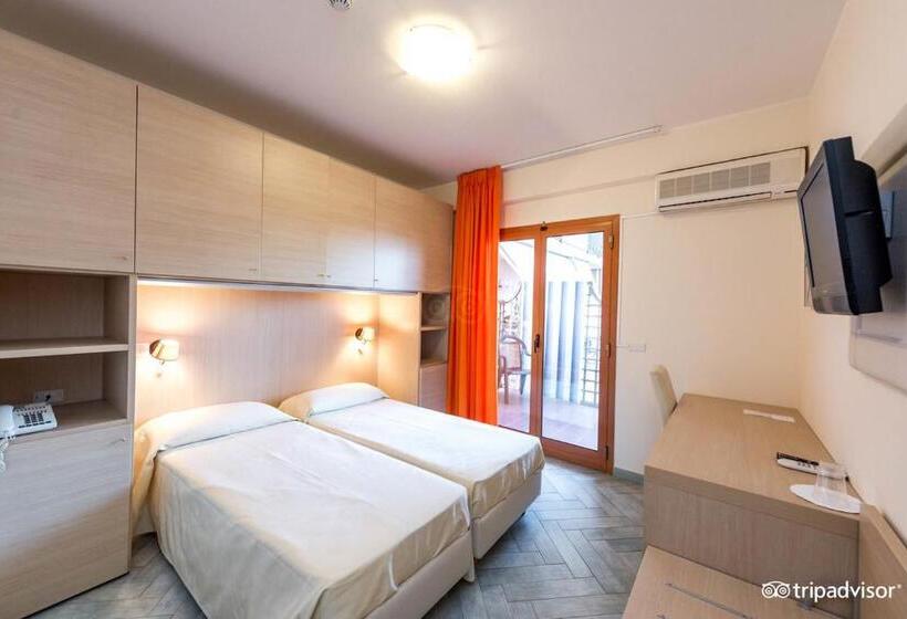 Номер Deluxe, Taormina Hotel Calipso