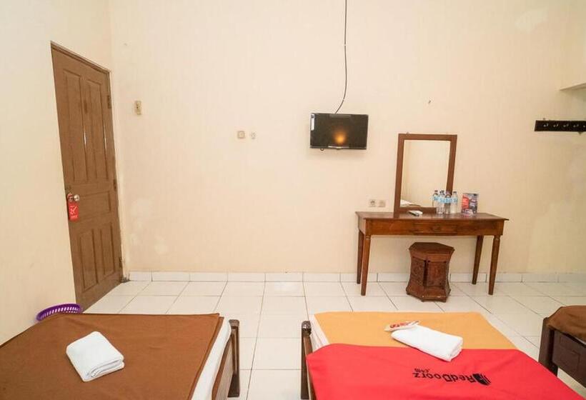 Семейный Номер, Reddoorz Near Kampus 3 Uty Yogyakarta