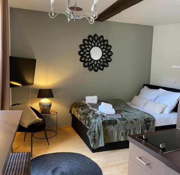Номер Стандарт с Балконом, Bording Appartment La Romantica