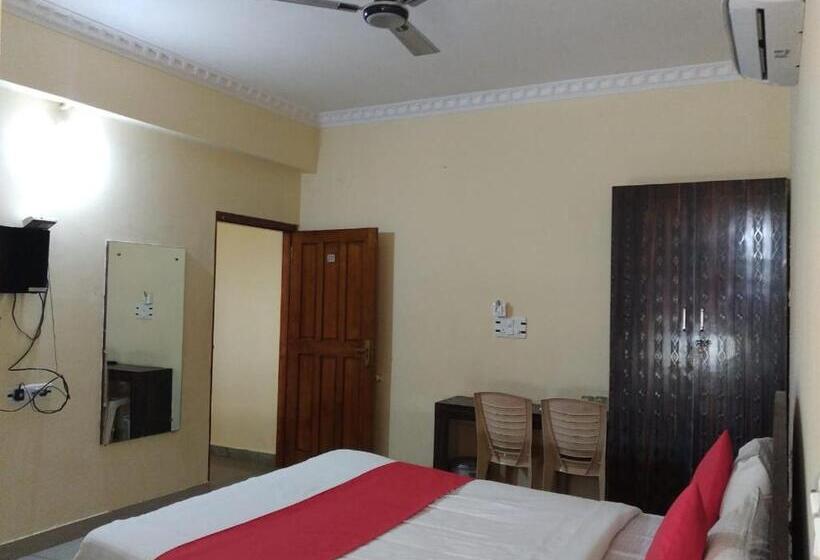 豪华房间, Staymaker Srinivasa Residency