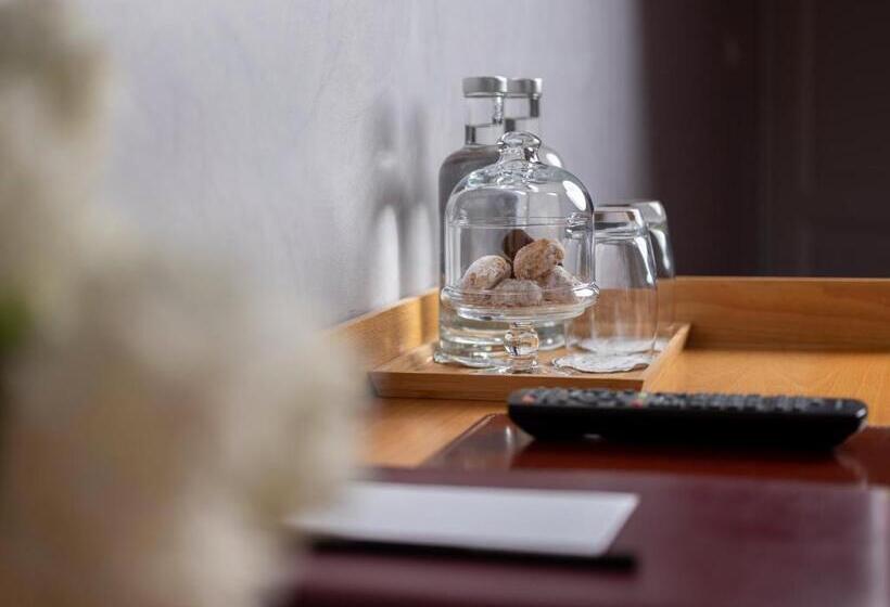 Номер Стандарт, Romantik Hotel De L Ours