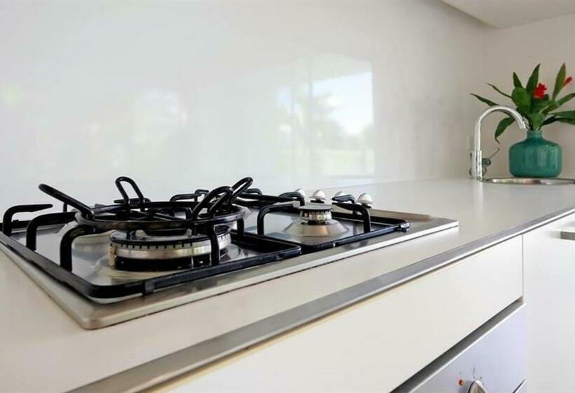 Апартаменты 3 Спальни Вид на Бассейн, Pool Resort Port Douglas