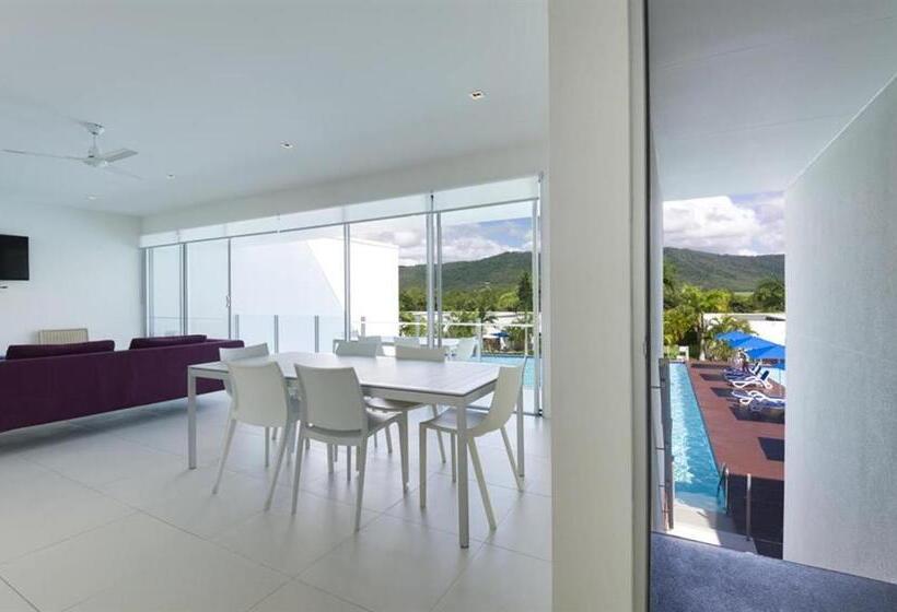 Апартаменты 3 Спальни Вид на Бассейн, Pool Resort Port Douglas