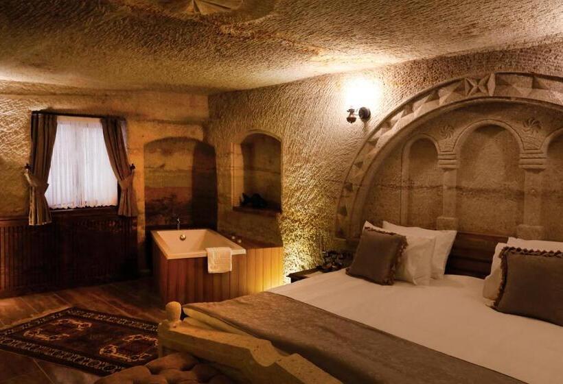 Люкс, Ada Cave Suites