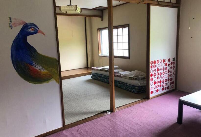 Семейный Номер Совместный Санузел, Guest House Shiroikiseki