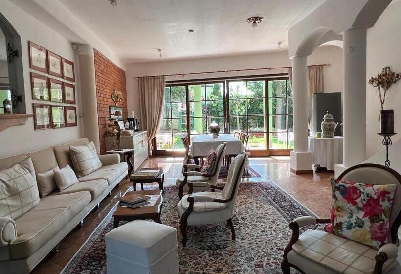 Номер Стандарт с Балконом, Dietrichsteinerhof Apartments & Rooms