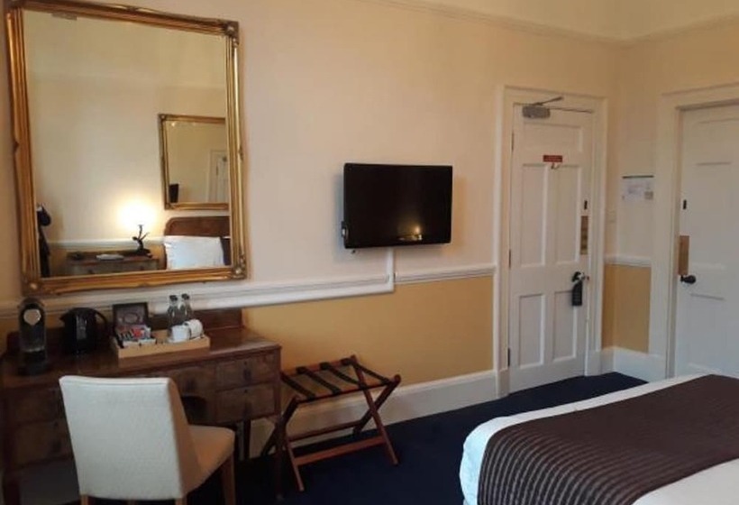Номер Стандарт, Lynford Hall Hotel