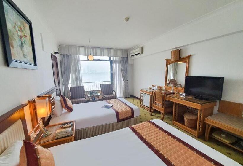 اتاق لوکس با چشم‌انداز باغ, Thang Loi Hotel Hanoi