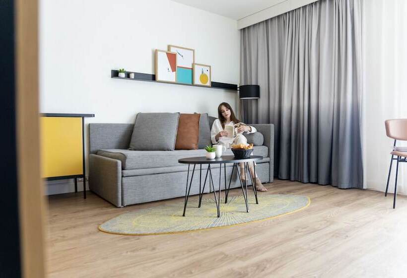 标准工作室, Aparthotel Adagio Annecy Centre