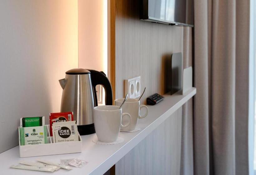 Номер Стандарт, Holiday Inn Express   Fulda, An Ihg
