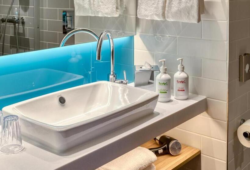 Номер Стандарт Двуспальная Кровать, Holiday Inn Express   Fulda, An Ihg