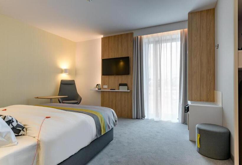 Номер Стандарт Адаптированный для Инвалидов, Holiday Inn Express   Fulda, An Ihg