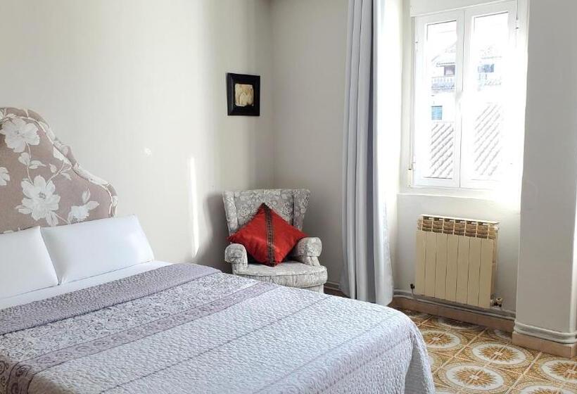 اتاق استاندارد, Hostal Martes Cáceres Plaza Mayor   Tercer Piso Sin Ascensor