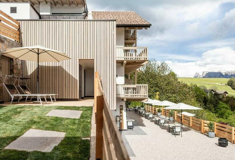 Люкс с Балконом, Pippos Mountain Lodge
