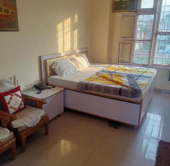 디럭스 룸, City Crown Guest House