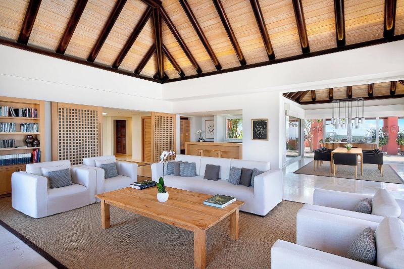 سوییت با چشم‌انداز دریا, The Ritzcarlton Tenerife, Abama
