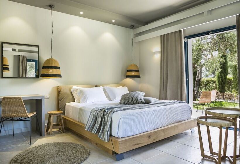 디럭스 스튜디오, Avithos Resort