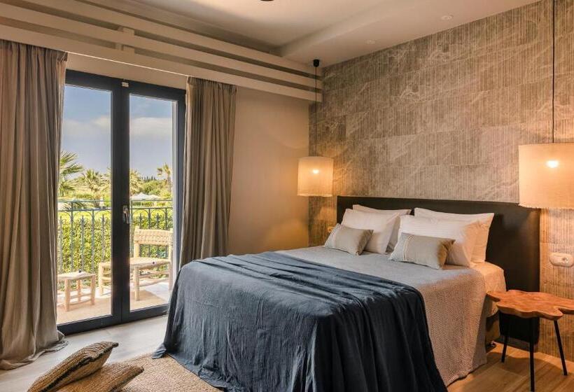 디럭스 패밀리 룸, Avithos Resort