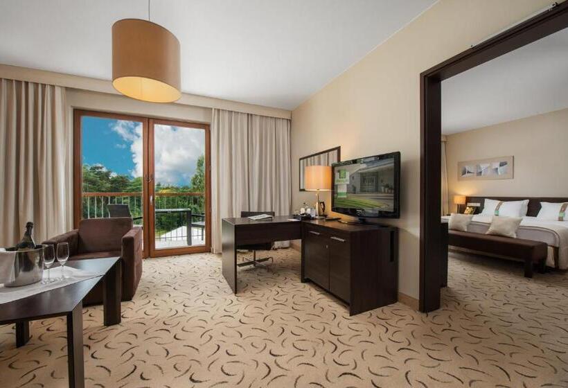 Номер Executive Кровать Кинг, Holiday Inn Resort Warsaw Józefów, An Ihg