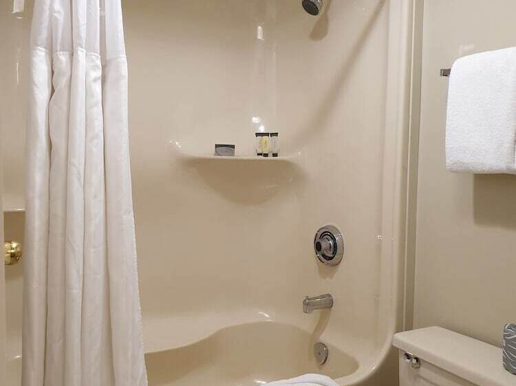 غرفة أساسية سرير مزدوج, Riverland Inn & Suites