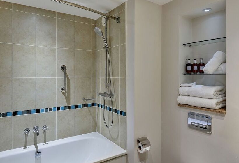 스탠다드 스튜디오, Staybridge Suites Liverpool, An Ihg