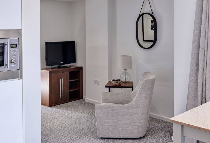 스위트, Staybridge Suites Liverpool, An Ihg