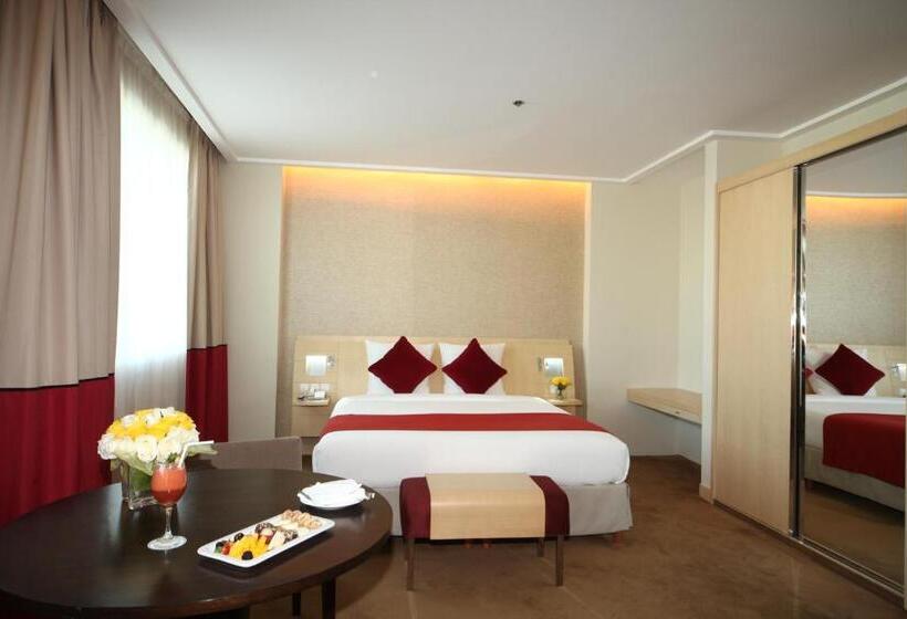 Полулюкс, Novotel Riyadh Al Anoud