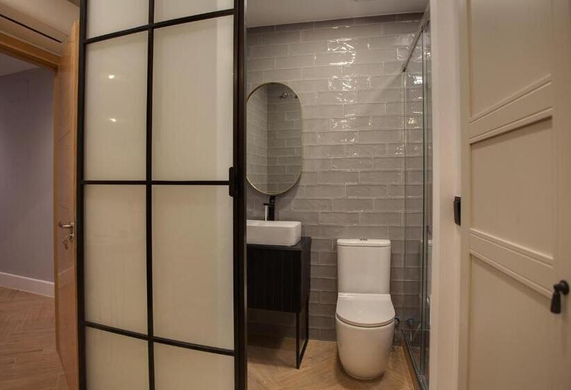 اتاق استاندارد, Suites You Soho