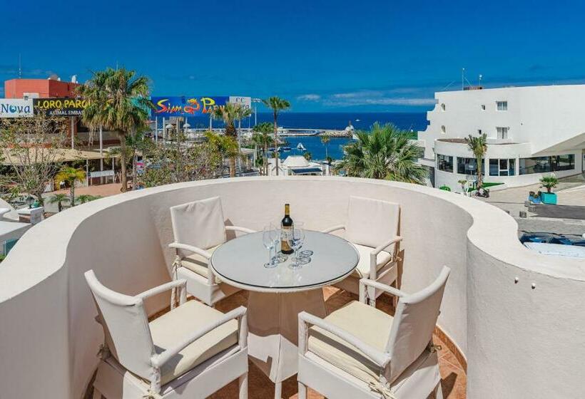 Люкс Семейный 2 Спальни, Flamingo Suites Boutique