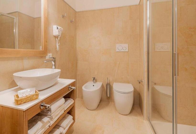 Четырехместный Номер Стандарт, Royal Hotel Cortina
