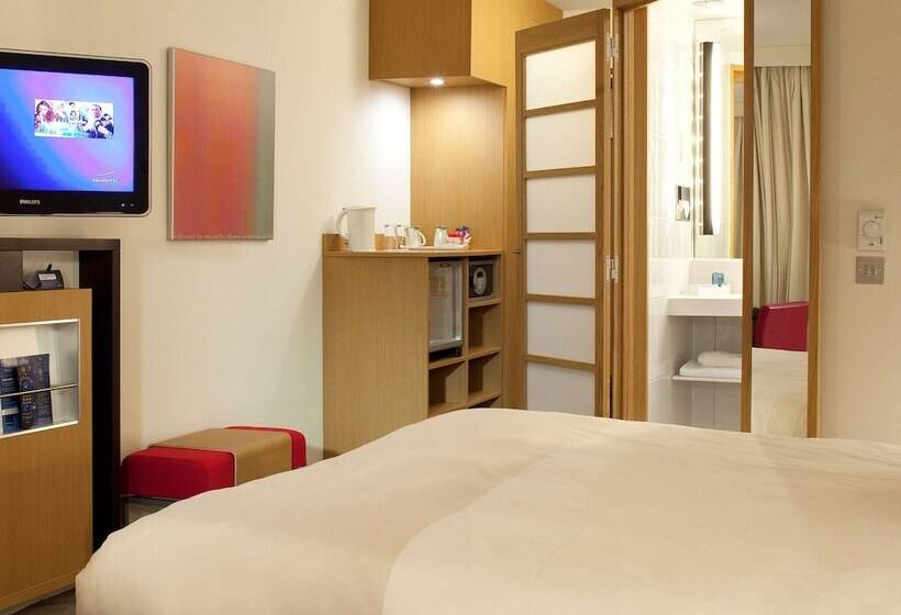 Номер Superior, Novotel Liverpool Centre