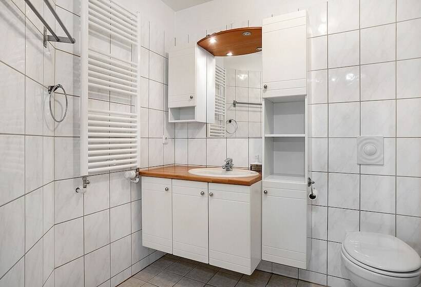 آپارتمان 3 خوابه, Stay Apartments Einholt