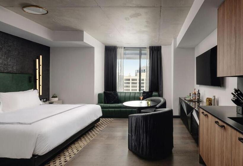 استودیوی استاندارد, Thompson Austin, By Hyatt