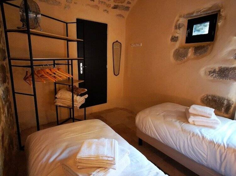 Дом 1 Спальня, Magnifique Gîte En Pierres 6 Personnes Avec Piscine Privée Ardèche Plein Sud