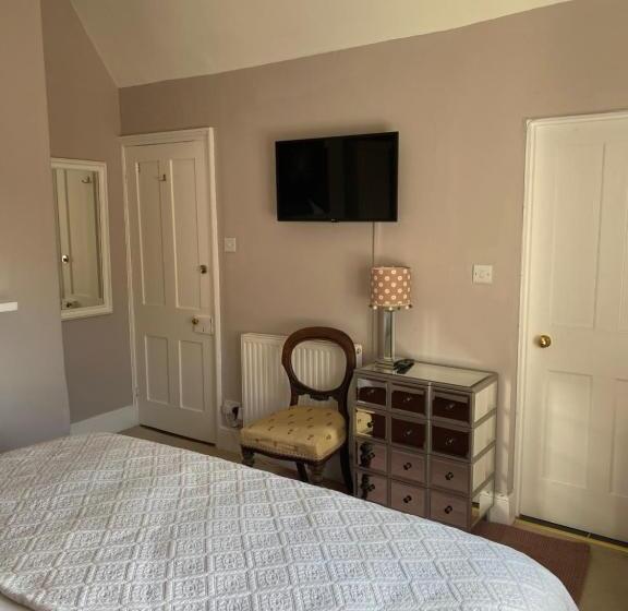 Номер Deluxe, Burleigh House B And B