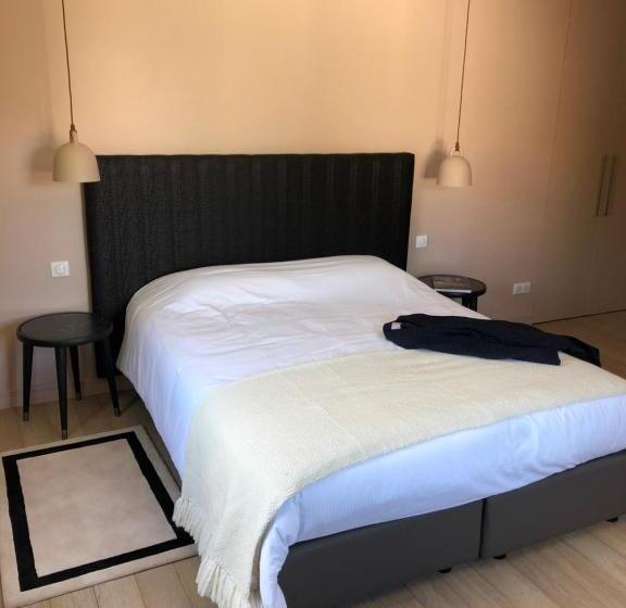 Номер Deluxe, Demeure Larmandier