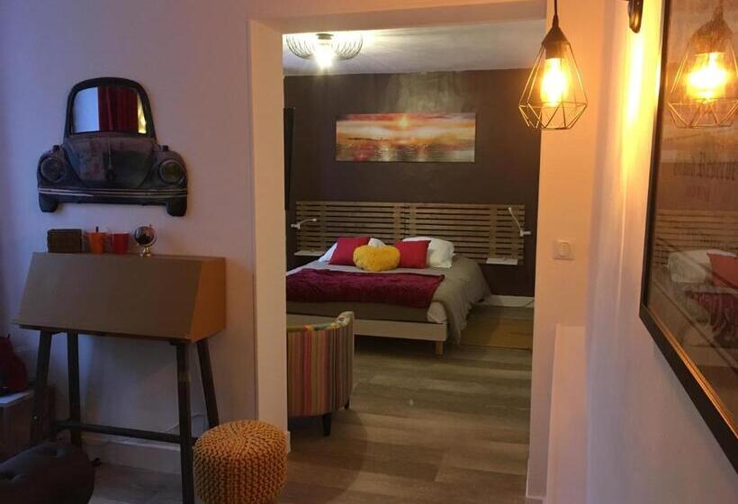 Номер Deluxe, L Auberge Du Lion D Or
