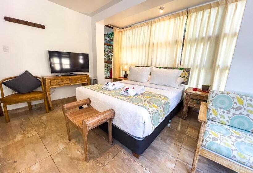 اتاق خانوادگی, Rupa Rupa High Jungle Eco B&b