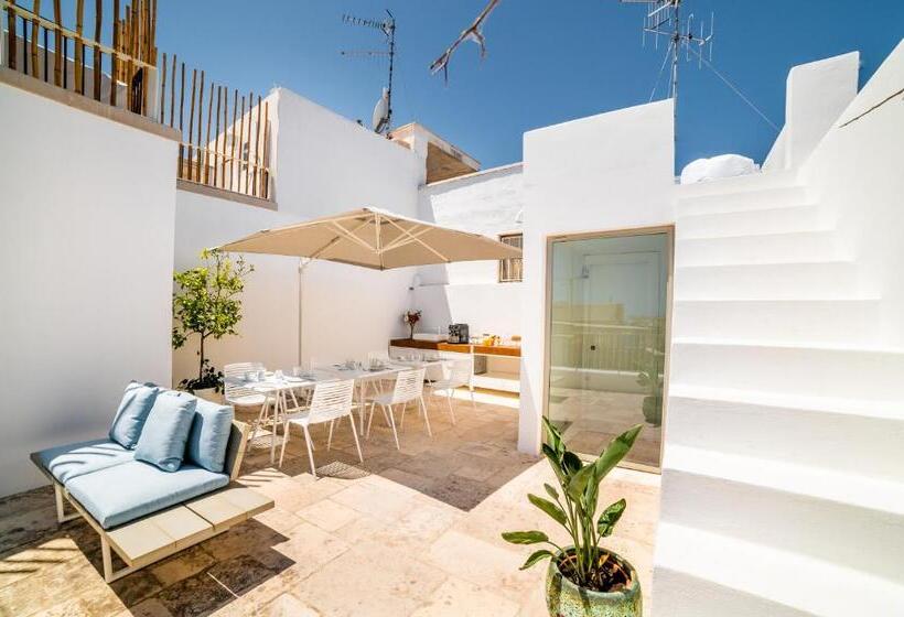 자쿠지 스위트, Tre Archi Suite & Relais