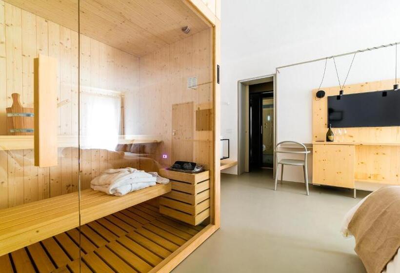 스위트, Tre Archi Suite & Relais