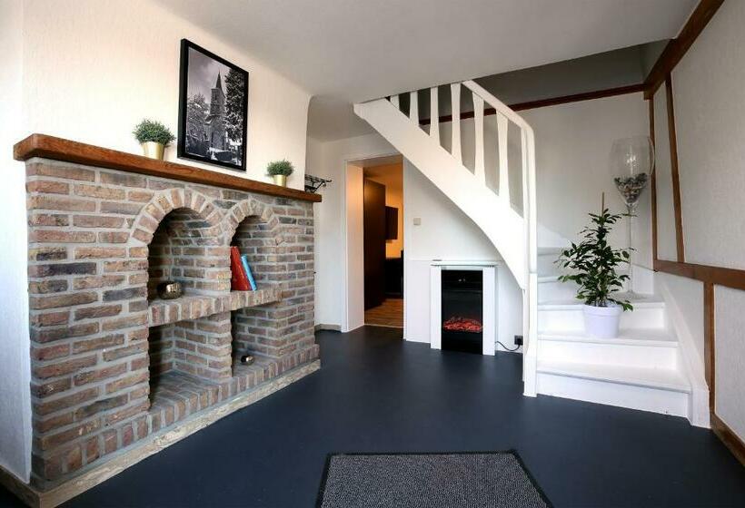 Апартаменты 1 Спальня, Marias Guest House